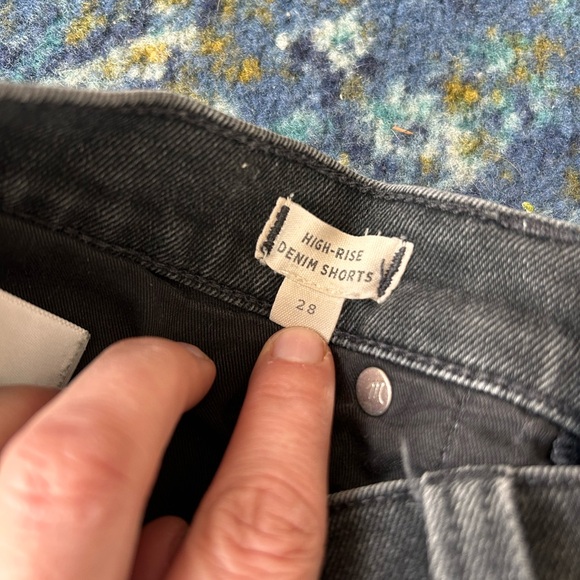 Madewell High rise women’s shorts. Size 28. Washed black - Picture 5 of 6